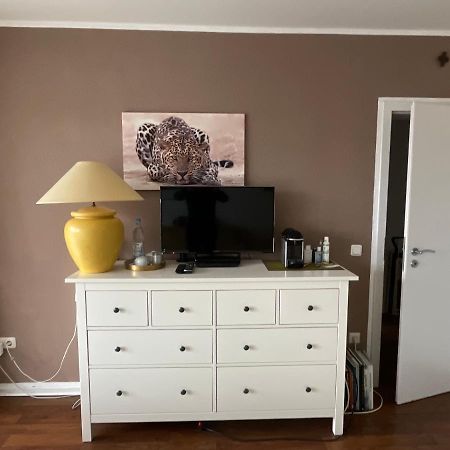 Wohnliches , Behagliches Zimmer Mit Balkon Und Wifi Mönchengladbach Eksteriør billede