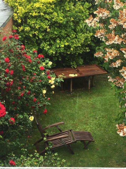 Wohnliches , Behagliches Zimmer Mit Balkon Und Wifi Mönchengladbach Eksteriør billede